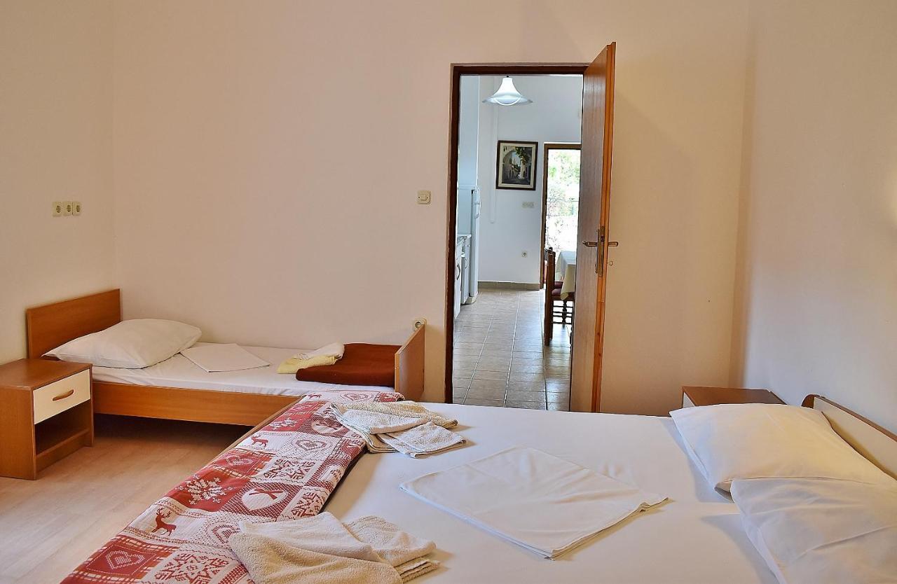 Apartament Banjol Bagian luar foto